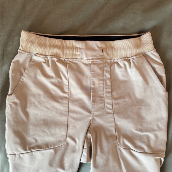 Men's Khaki Lululemon Joggers - Picture 8 of 8